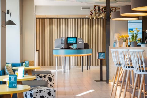 Lobby or reception, Seating area