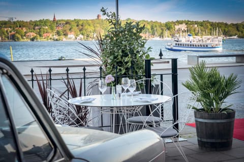 Patio, Restaurant/places to eat, Sea view