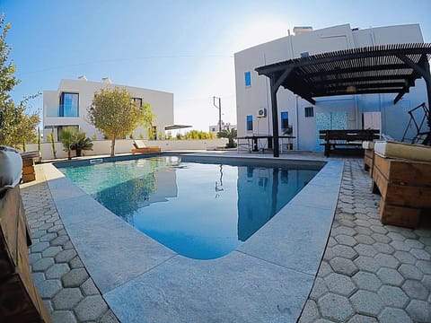 Property building, Swimming pool, Swimming pool, Sunrise