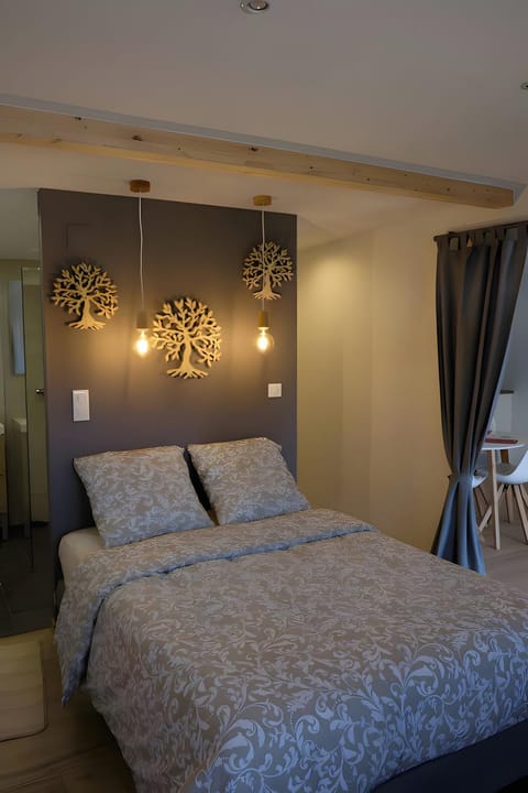 Living room, Bedroom