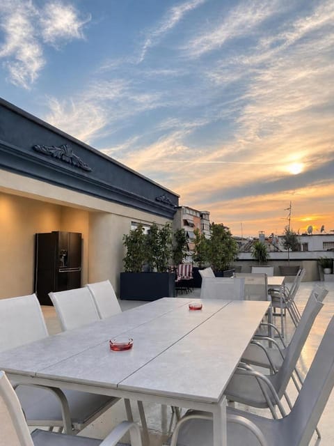 Patio, Patio, Day, Balcony/Terrace, Balcony/Terrace