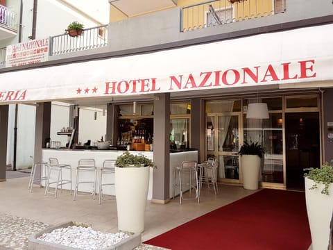 Property building, Restaurant/places to eat, Facade/entrance, Property logo or sign, Lounge or bar