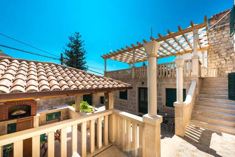 Balcony/Terrace, Seating area, Inner courtyard view