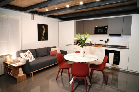 Communal lounge/ TV room, Seating area