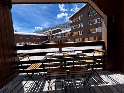 View (from property/room), Balcony/Terrace