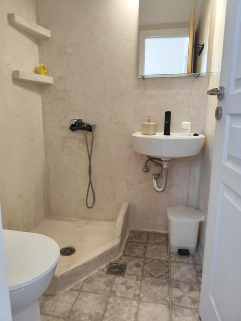 Captain's Rooms Apartment in Argolis, Greece