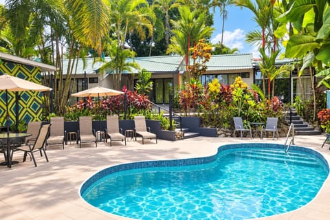 Garden, Pool view, Swimming pool, sunbed