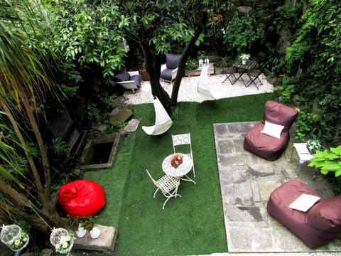 Patio, Bed, Day, Garden, Garden, Coffee/tea facilities, Balcony/Terrace, Kitchen or kitchenette, Food and drinks, Photo of the whole room, Dining area, Bedroom, Autumn, On site, Garden view, cot