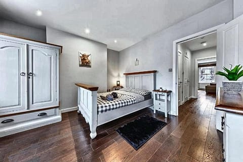 Bed, Bedroom, wardrobe