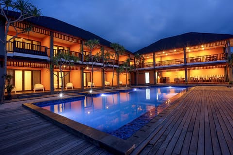 Property building, Swimming pool