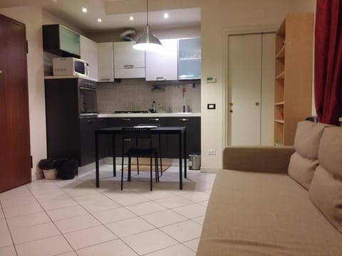 Communal lounge/ TV room, Communal kitchen