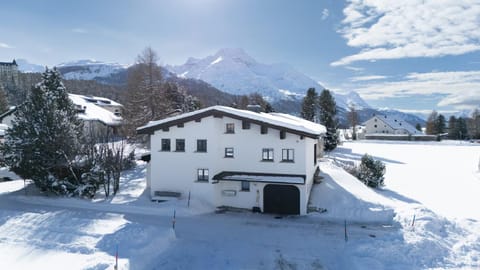 Property building, Natural landscape, Winter, Mountain view