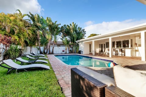 Pool view, Swimming pool