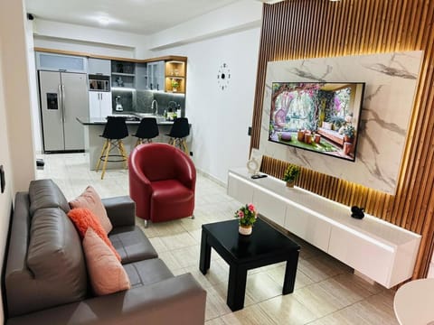Communal lounge/ TV room, Kitchen or kitchenette