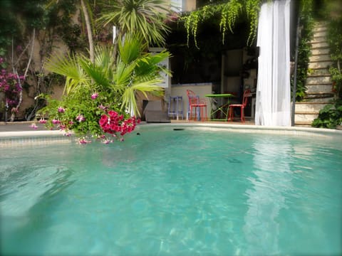 BBQ facilities, Garden, Lounge or bar, Swimming pool