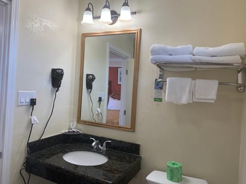 Wagon Wheel Motel Motel in Salinas