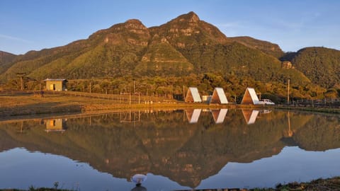 Nearby landmark, Day, Natural landscape, Lake view, Landmark view, Mountain view