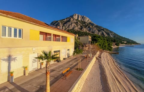 Beach House Labineca House in Dubrovnik-Neretva County