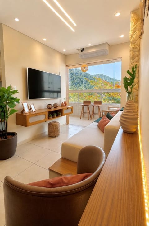 Communal lounge/ TV room, TV and multimedia, Living room