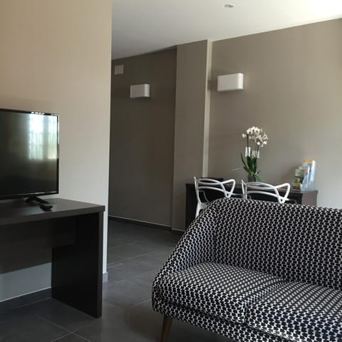 Communal lounge/ TV room, Seating area