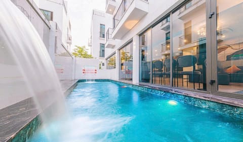 Pool view, Swimming pool