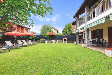 Garden, Garden view, Mountain view