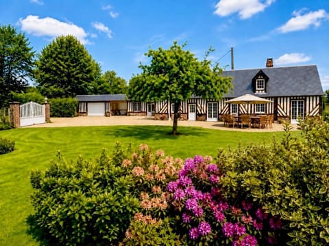 Property building, Spring, Natural landscape, Garden