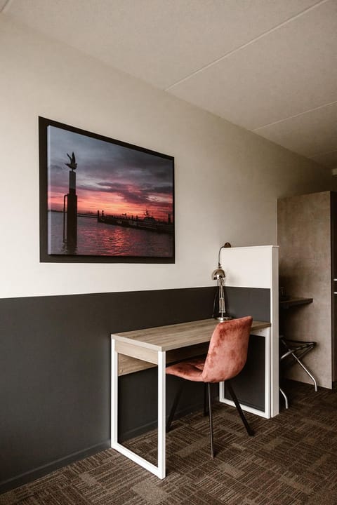 Hotel Torpedoloods Hotel in South Holland (province)