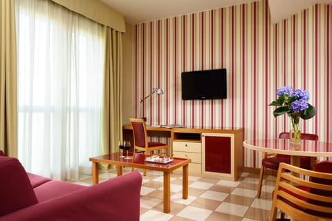 Seating area, Bedroom