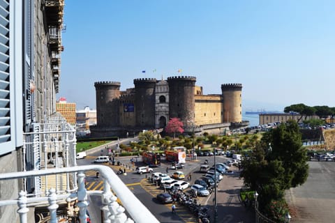 Balcony/Terrace, Landmark view, Sea view
