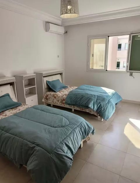 Bed, Bedroom, air conditioner