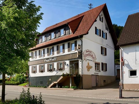 Property building, Day