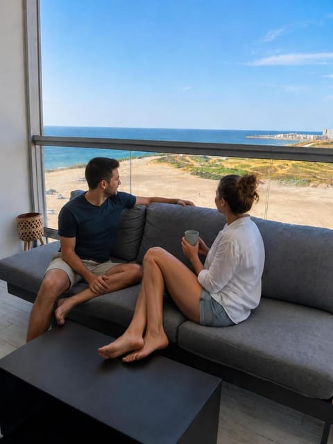 Day, Natural landscape, View (from property/room), Balcony/Terrace, Seating area, Sea view