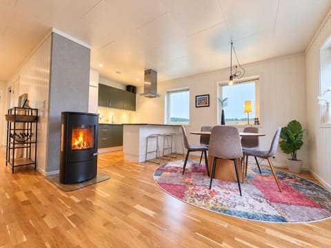 Hot Spring Bath, TV and multimedia, Kitchen or kitchenette, Seating area, Dining area