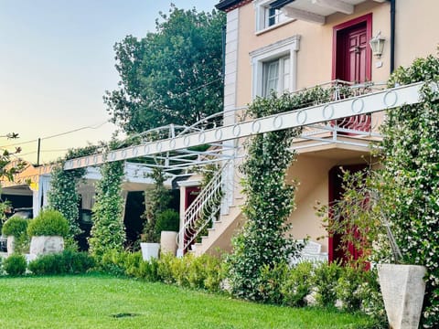 Property building, Garden