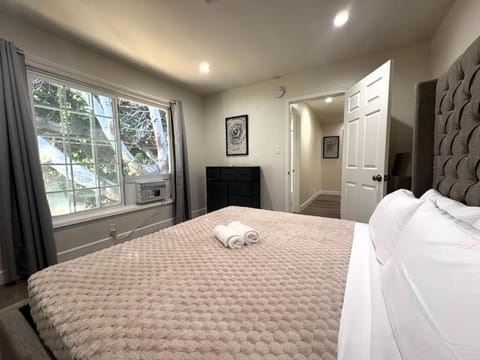 Bed, Photo of the whole room, Bedroom, towels, wardrobe
