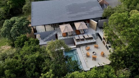 Property building, Bird's eye view