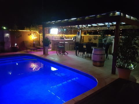 Pool view, Swimming pool, Swimming pool