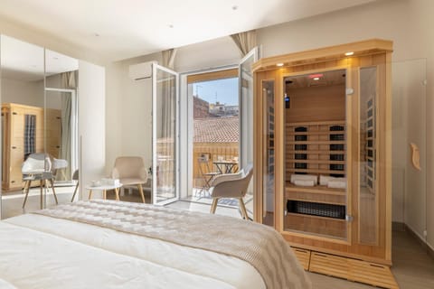 Bed, Sauna, Balcony/Terrace, Bedroom, wardrobe, air conditioner