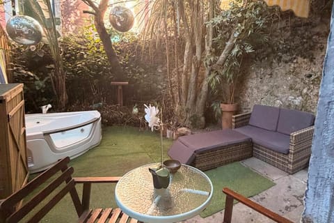 Day, Garden, Seating area