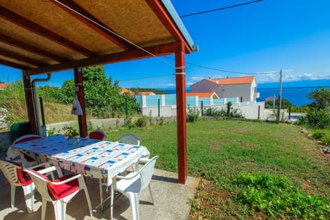 BBQ facilities, Garden, Beach