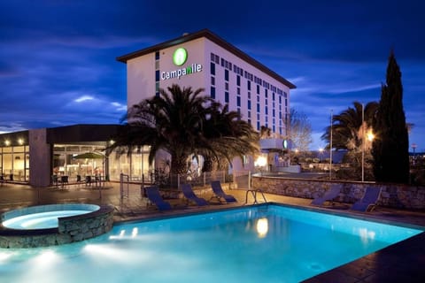 Property building, Swimming pool