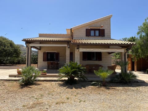 Property building, Day, Garden view