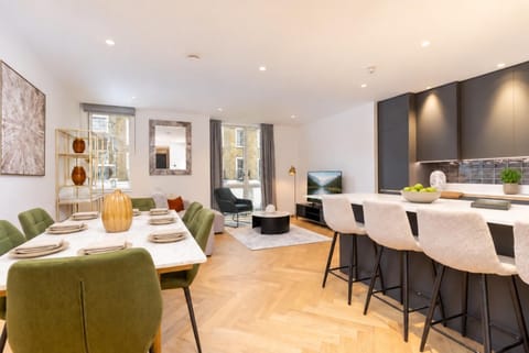 Kitchen or kitchenette, Living room, Dining area
