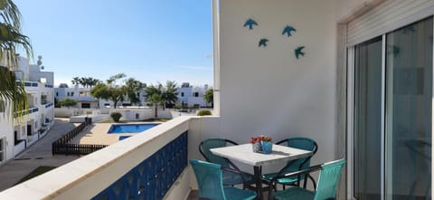 View (from property/room), Balcony/Terrace, Pool view