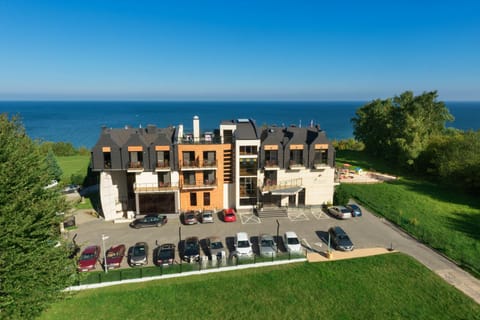 Facade/entrance, Day, Bird's eye view