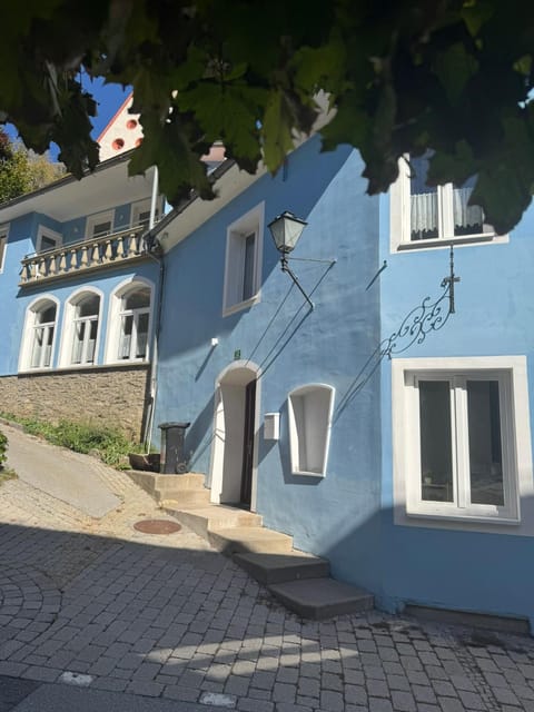 Property building, Street view
