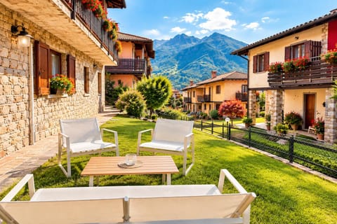Property building, Natural landscape, Garden, Garden view, Mountain view