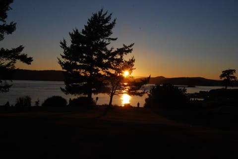 La Conner Camping Resort Cabin 7 Cabin in Whidbey Island