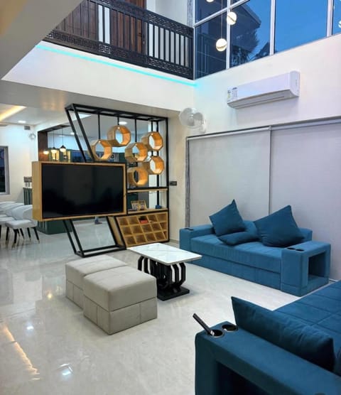 TV and multimedia, Living room, air conditioner